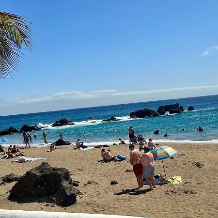 200 Metres From The Beach! Appartement