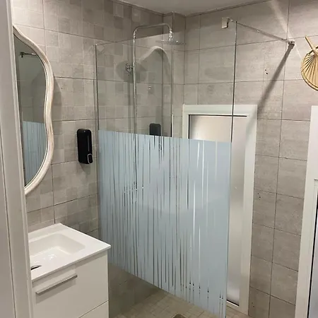 200 Metres From The Beach! * Tias